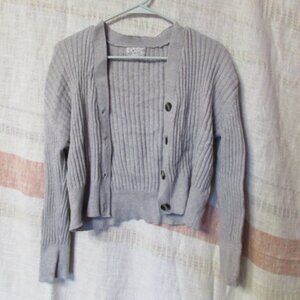 Cardigan- Fitted